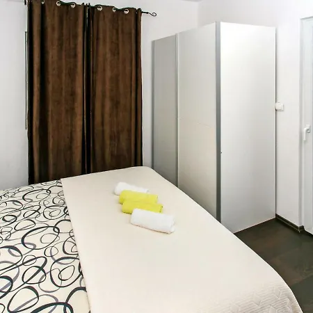 Nostra - Tgr334 Apartment