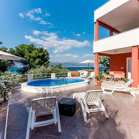 Nostra - Tgr334 Apartman